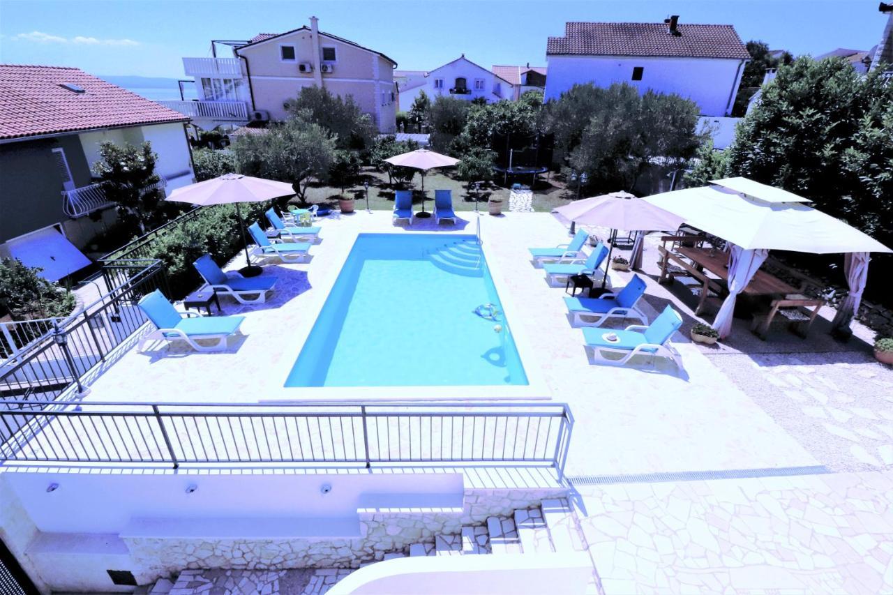 Villa Mendula Trogir - Luxury Villa By The Beach - Heated Pool - Organic Garden Buitenkant foto